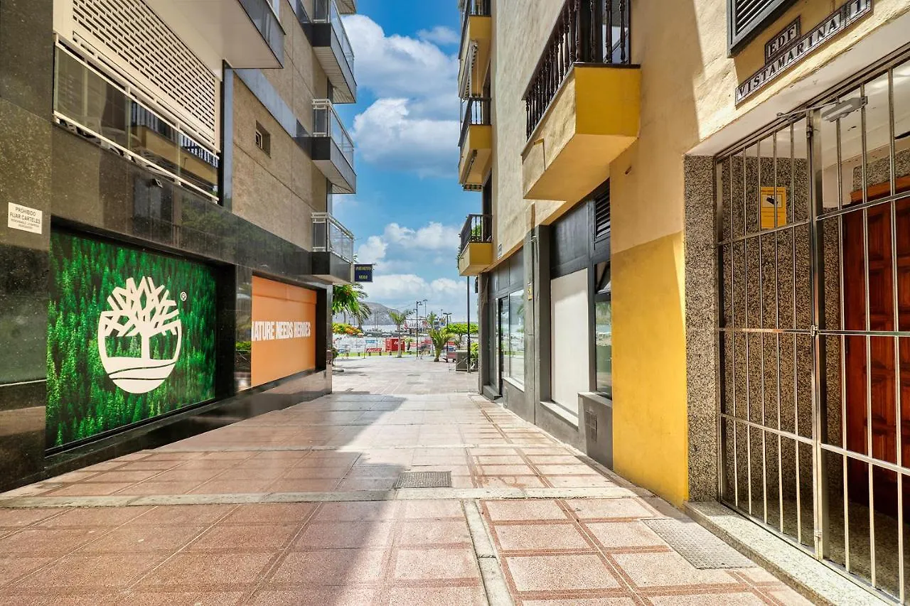 Cozy Main Square And Beachfront 3-Bedrooms Apartment Los Cristianos   Los Cristianos (Tenerife)